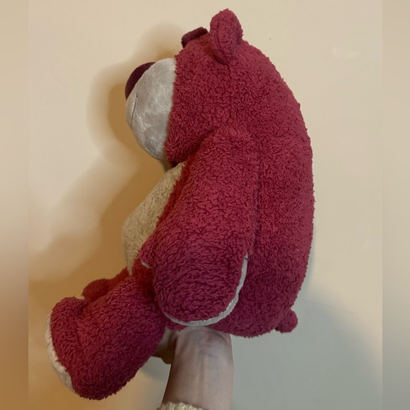 Lotso scented Disney Plush Bear from Toy Story smells like berries - Picture 4 of 7